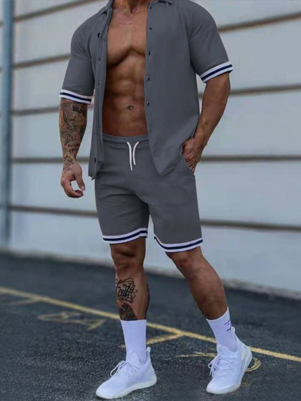 Camisa de manga corta con solapa en contraste de color para hombre + traje de dos piezas con pantalones cortos